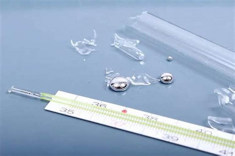 体温计里的水银怎么处理方法？水银的妙用
